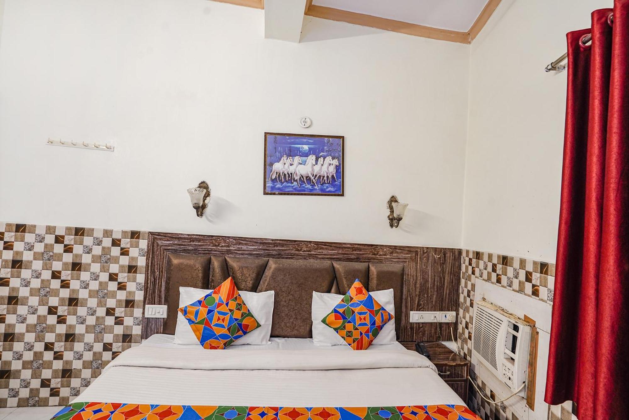 Fabhotel Sarwan Агра Екстериор снимка