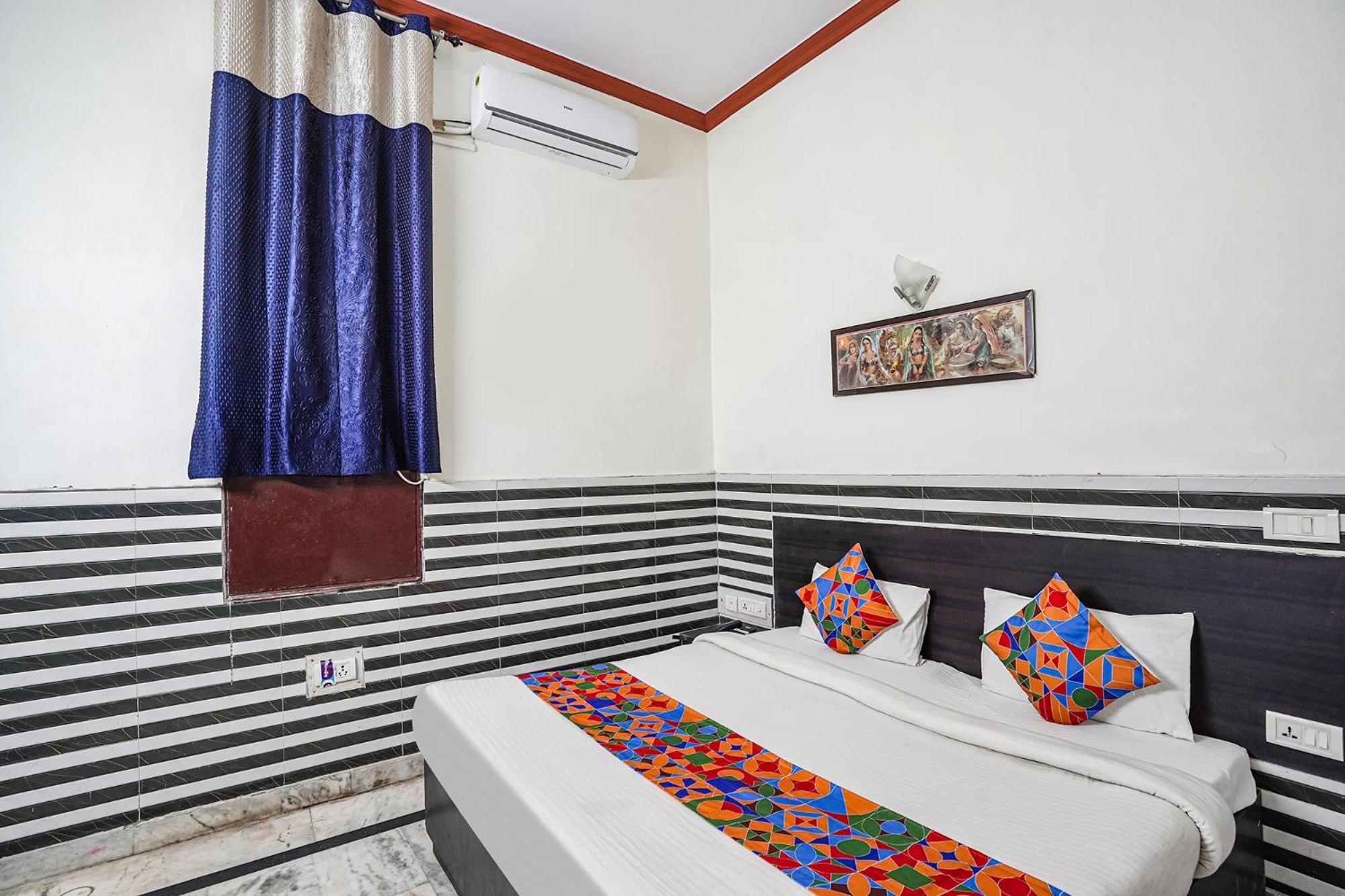 Fabhotel Sarwan Агра Екстериор снимка