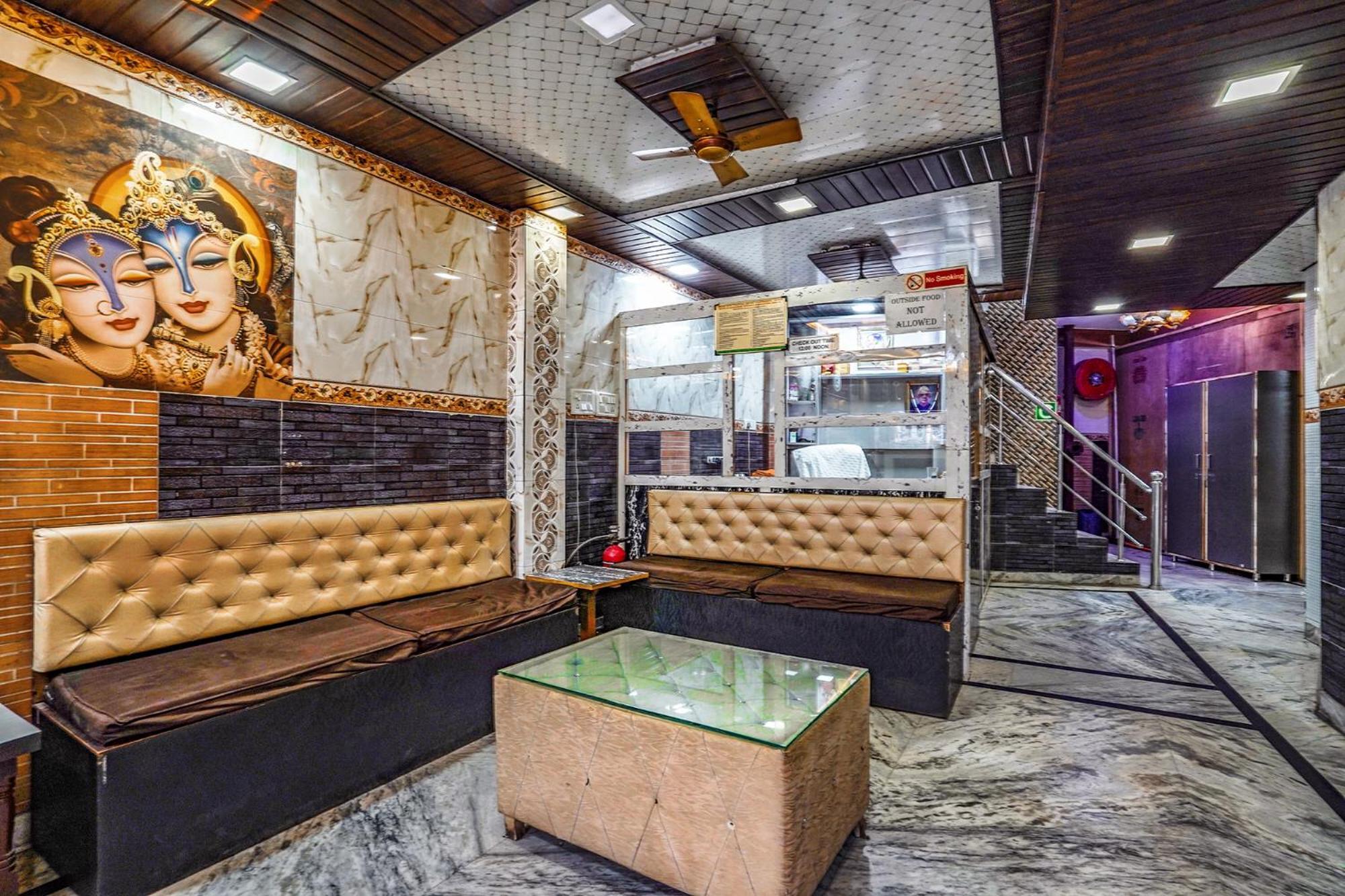 Fabhotel Sarwan Агра Екстериор снимка